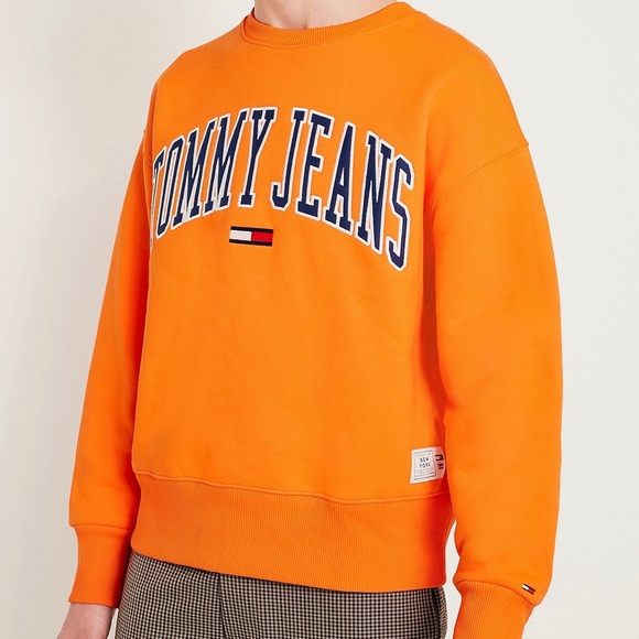 yellow tommy jeans sweater